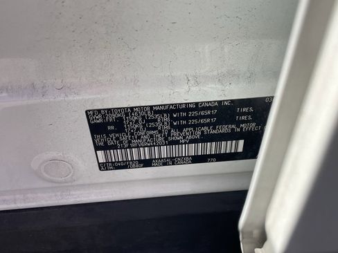 Used 2024 Toyota RAV4 LE image 9