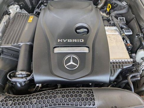 Used 2019 Mercedes-Benz GLC 350e 4MATIC image 22