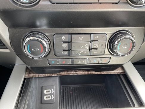 Used 2019 Ford F250 Lariat w/ Lariat Ultimate Package image 30