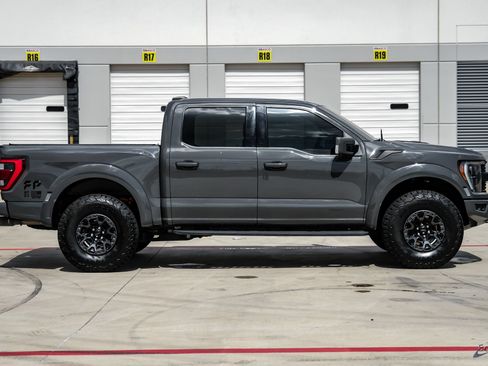 Used 2021 Ford F150 Raptor w/ Equipment Group 801A High AWD/4WD image 20