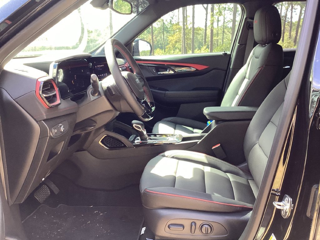 New 2026 Chevrolet TrailBlazer RS w/ Convenience Package FWD image 14