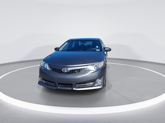 Used 2012 Toyota Camry SE FWD image 3