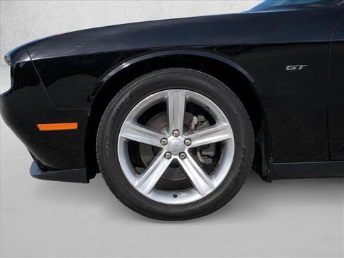 Used 2018 Dodge Challenger GT w/ GT Interior Package AWD/4WD image 15