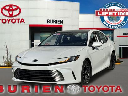 New 2026 Toyota Camry XLE w/ Premium Package