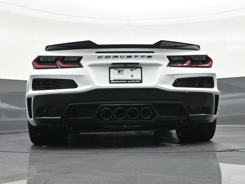 Used 2025 Chevrolet Corvette Z06 RWD image 26