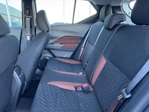 Certified 2024 Nissan Kicks SR image 12