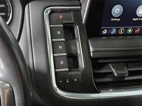 Used 2021 Chevrolet Tahoe Z71 image 13