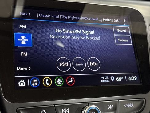 Used 2025 Chevrolet Malibu LT FWD image 14