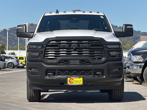 New 2026 RAM 3500 Tradesman AWD/4WD image 10