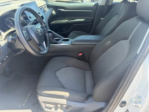 Used 2023 Toyota Camry LE image 12
