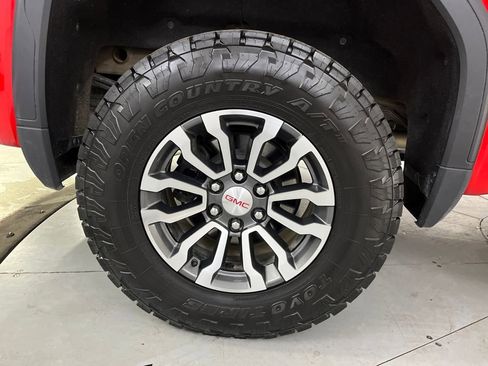 Used 2022 GMC Sierra 1500 AT4 w/ AT4 Preferred Package image 15