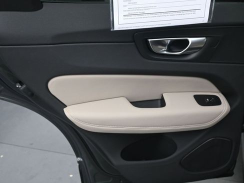 New 2026 Volvo XC60 B5 Core w/ Climate Package image 17
