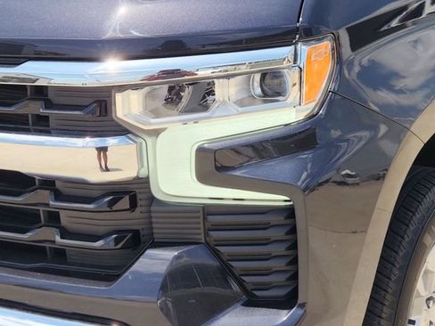 Used 2024 Chevrolet Silverado 1500 LT AWD/4WD image 9