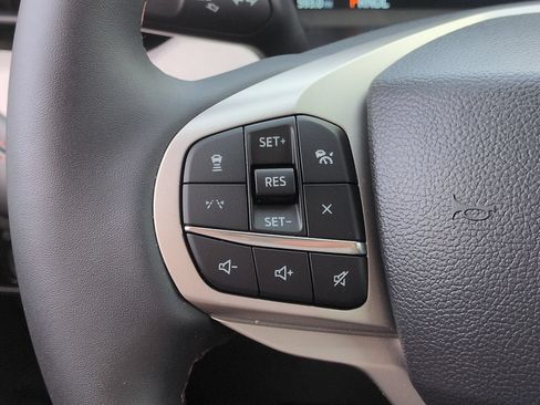 Certified 2025 Ford Explorer Active RWD image 23