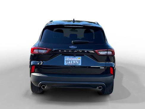 Certified 2025 Ford Escape ST-Line w/ Equipment Group 301A image 4
