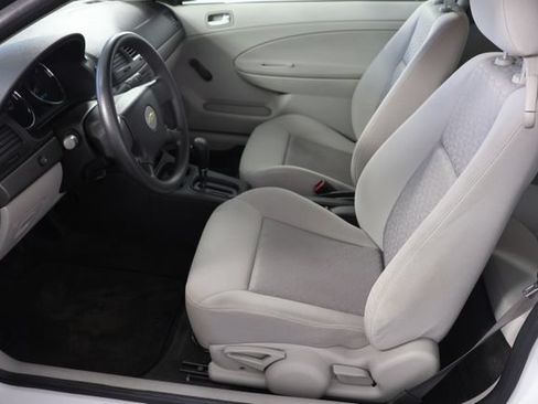 Used 2005 Chevrolet Cobalt Coupe FWD image 13