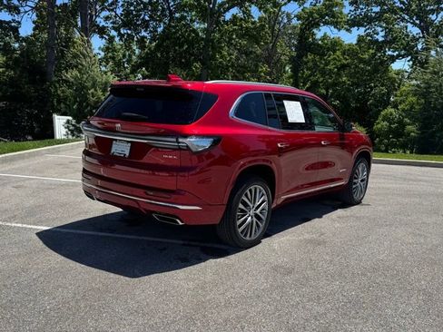 Used 2026 Buick Enclave Avenir w/ Super Cruise Package FWD image 3
