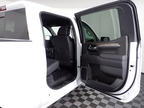 New 2026 Chevrolet Silverado 1500 RST w/ Dark Appearance Package AWD/4WD image 35