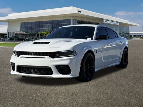 Used 2023 Dodge Charger SRT Hellcat image 4