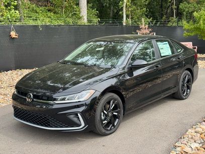 New 2025 Volkswagen Jetta SE