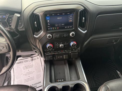 Used 2021 GMC Sierra 1500 AT4 w/ AT4 Premium Package AWD/4WD image 11