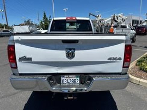 Used 2018 RAM 2500 SLT AWD/4WD image 6