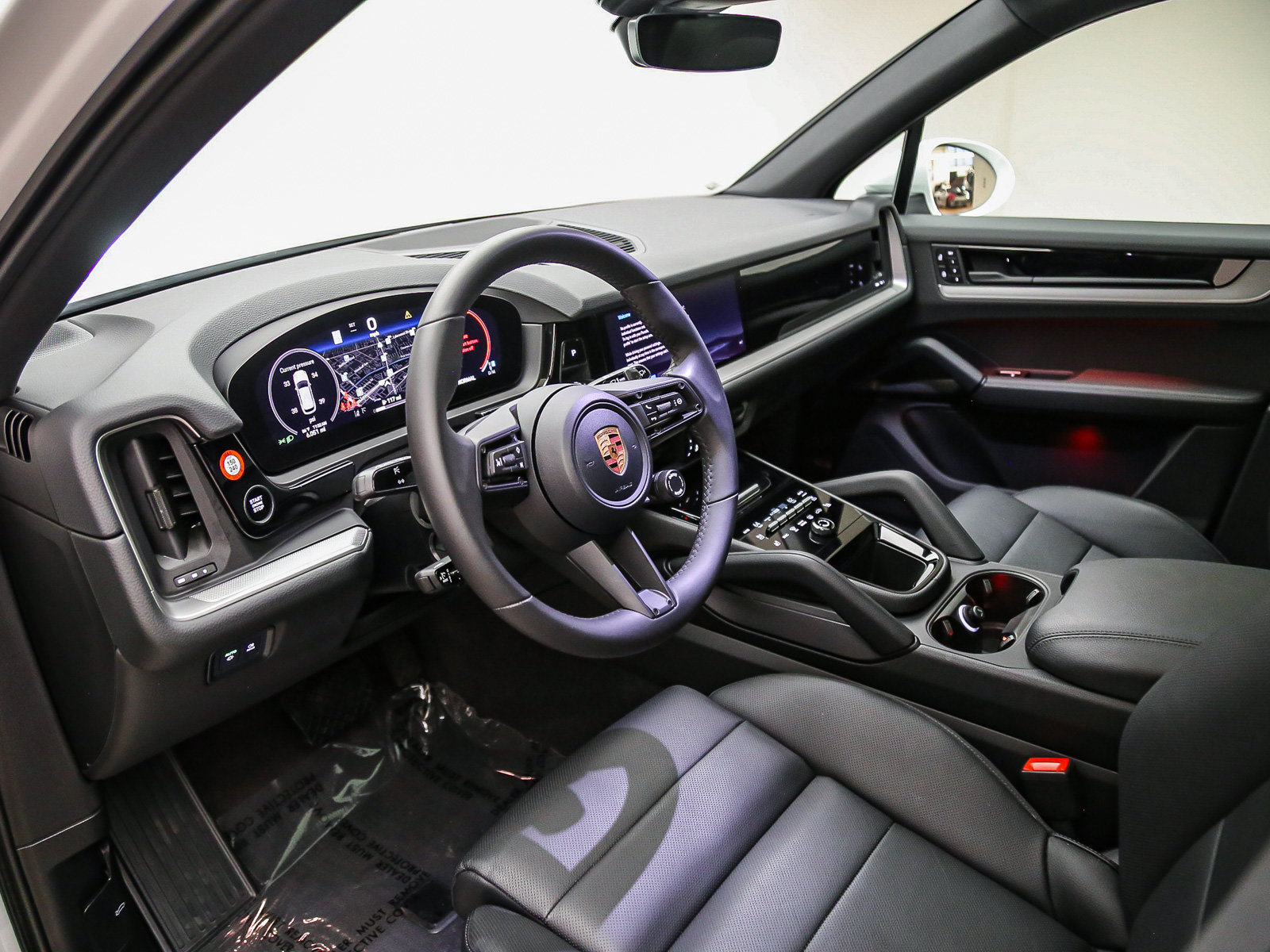 Certified 2026 Porsche Cayenne AWD/4WD image 4