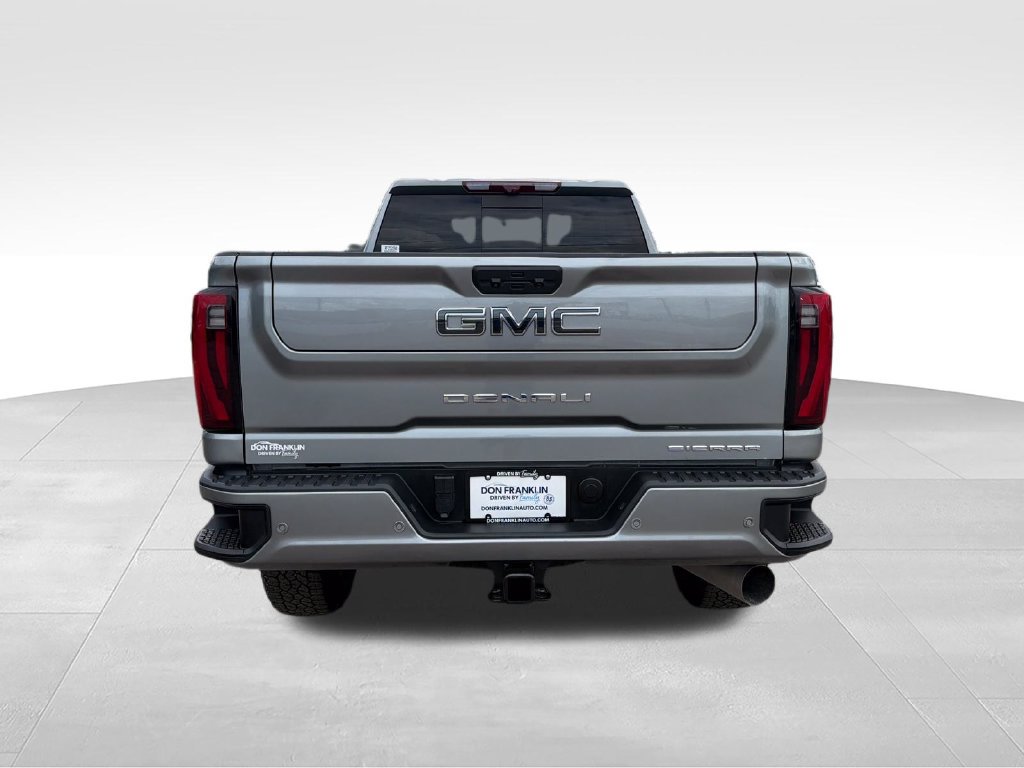 Used 2024 GMC Sierra 2500 Denali Ultimate AWD/4WD image 4