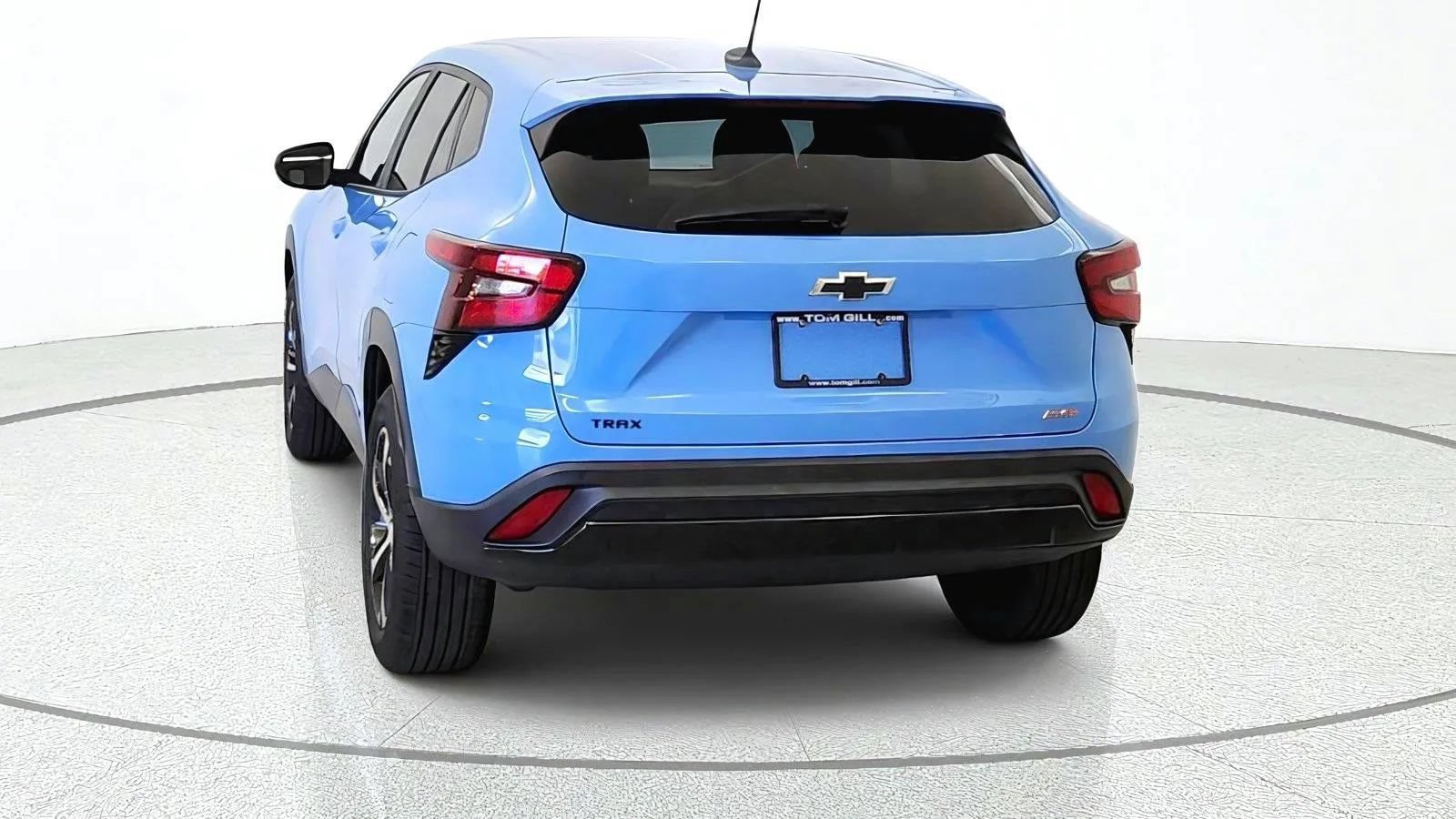 Used 2024 Chevrolet Trax RS w/ Sunroof Package FWD image 7
