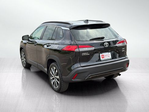 Used 2024 Toyota Corolla Cross XLE AWD/4WD image 3