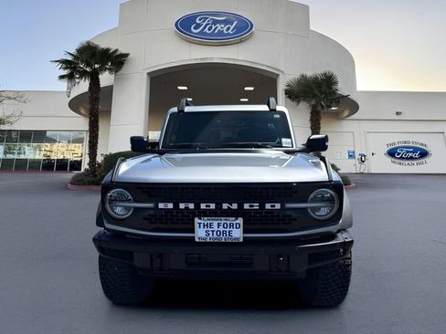 Certified 2024 Ford Bronco Wildtrak AWD/4WD image 3