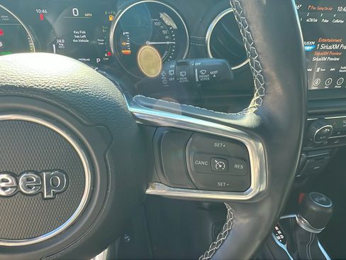 Used 2021 Jeep Wrangler Unlimited Sahara w/ Cold Weather Group image 27