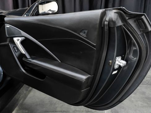 Used 2017 Chevrolet Corvette Grand Sport RWD image 45