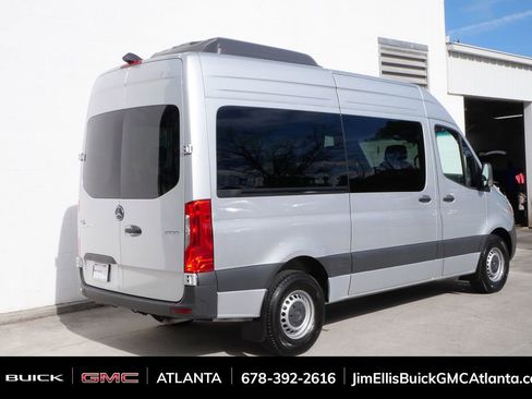 Used 2024 Mercedes-Benz Sprinter 2500 image 24