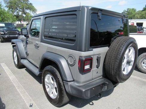 Used 2020 Jeep Wrangler Sport AWD/4WD image 3