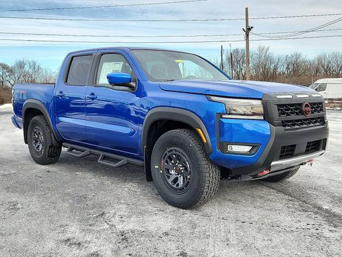 New 2026 Nissan Frontier PRO-4X w/ Pro-4x Convenience Package AWD/4WD image 2