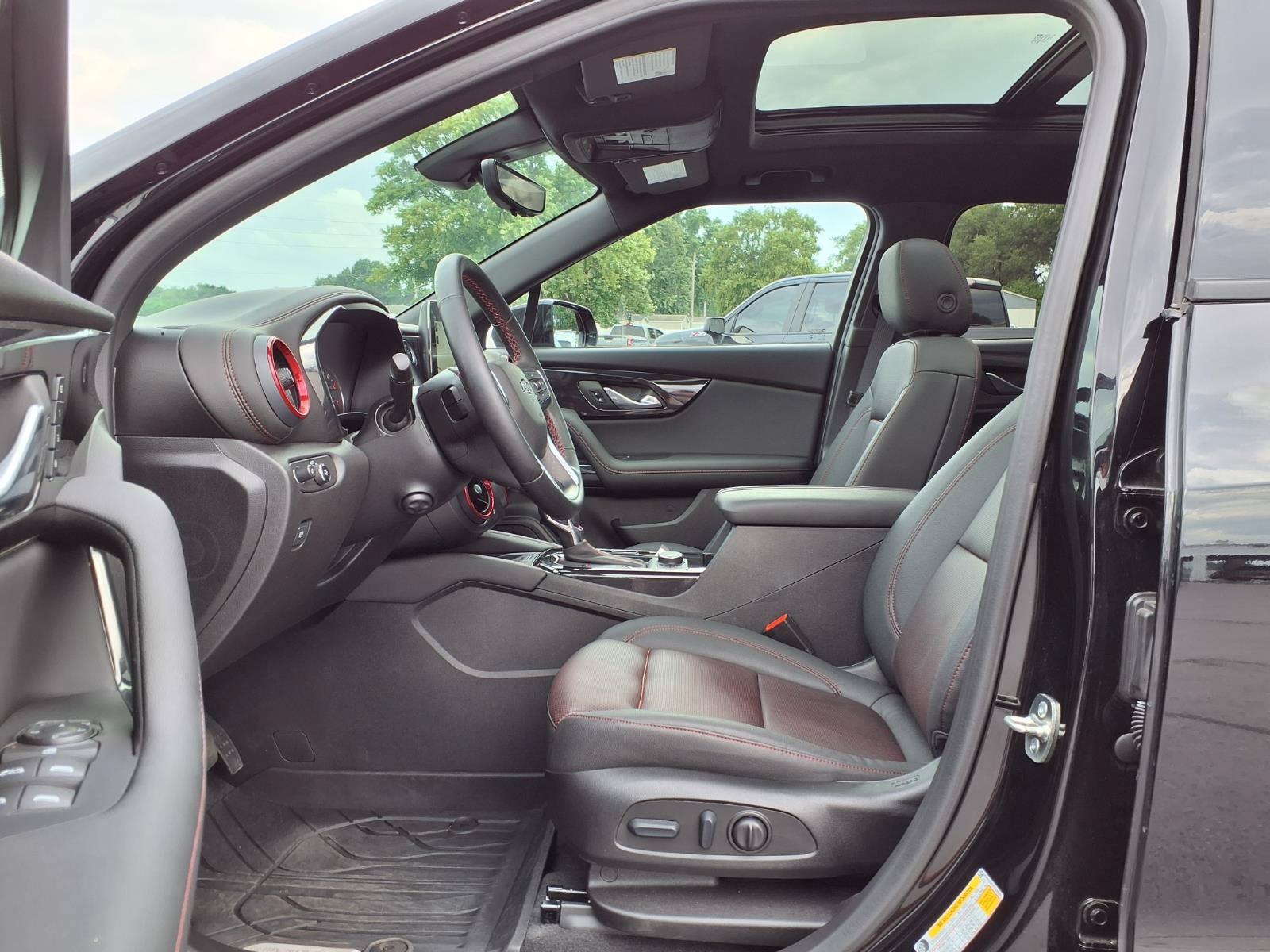 Used 2026 Chevrolet Blazer RS w/ Driver Confidence II Package FWD image 25