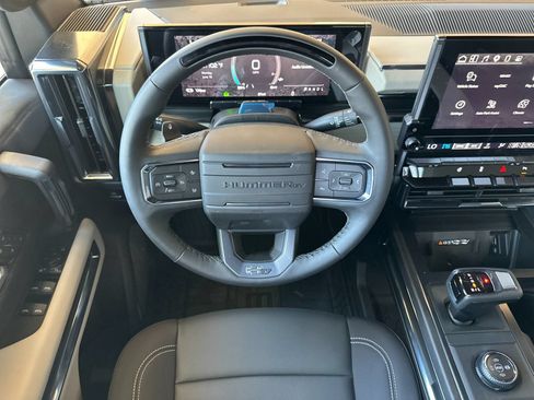 New 2026 GMC Hummer EV 4x4 Crew Cab image 14