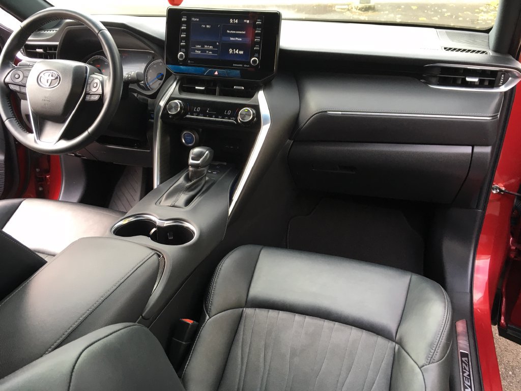 Used 2021 Toyota Venza XLE w/ Carpet Mat Package (TMS) AWD/4WD image 30