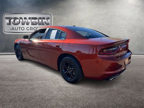 Used 2022 Dodge Charger SXT image 6