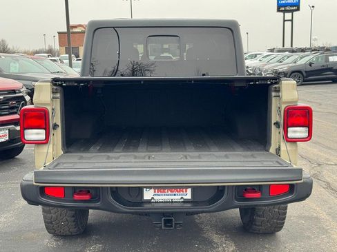 Used 2022 Jeep Gladiator Rubicon w/ Trailer Tow Package image 4
