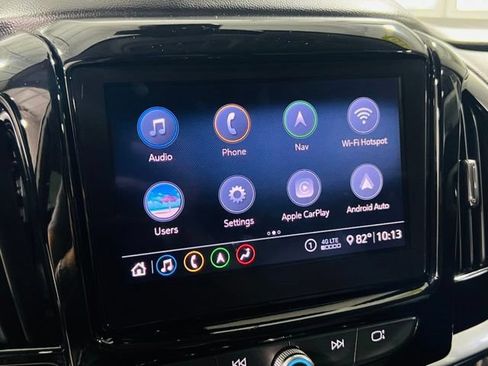 Used 2020 Chevrolet Traverse LT w/ LT Premium Package FWD image 6