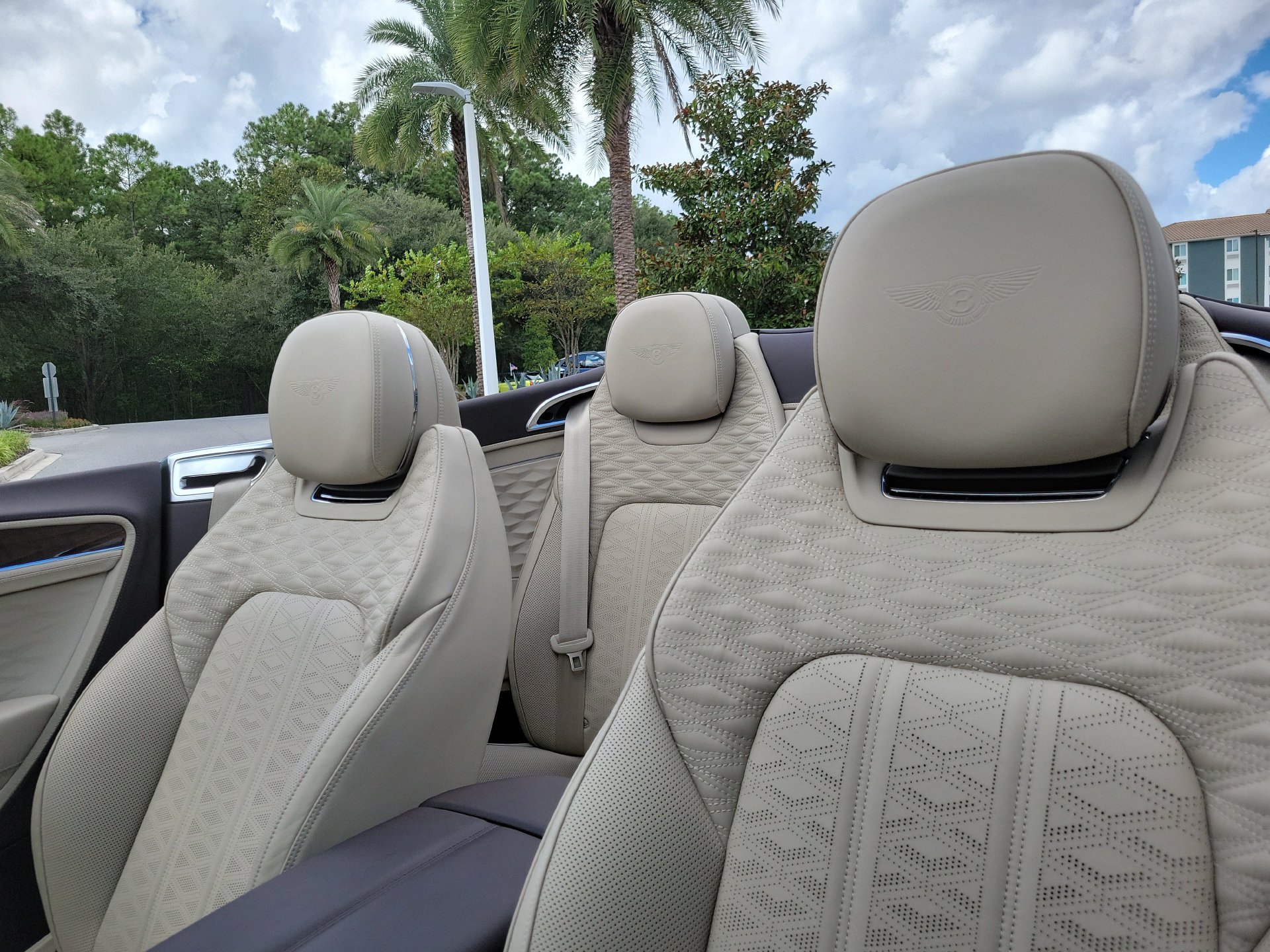 Certified 2025 Bentley Continental GT Speed AWD/4WD image 29