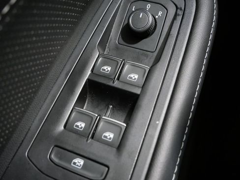 Used 2026 Volkswagen Atlas Cross Sport SE FWD image 13