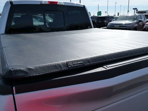 Used 2017 Ford F150 Lariat image 7