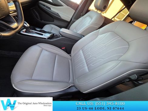 Used 2024 Buick Envista Avenir FWD image 13