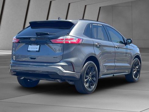 Used 2024 Ford Edge SE w/ Black Appearance Package AWD/4WD image 4