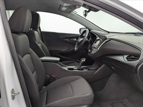 Used 2024 Chevrolet Malibu LT FWD image 21