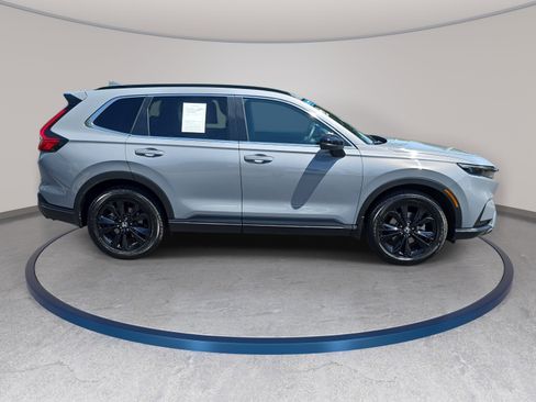 Used 2023 Honda CR-V Sport Touring image 4