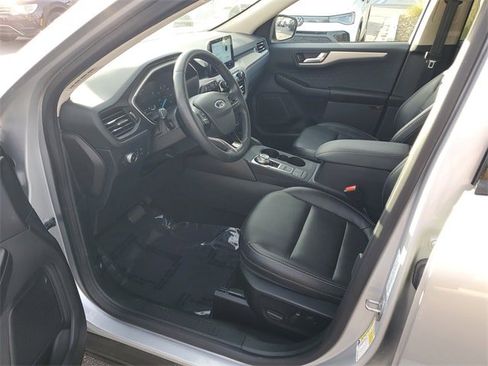 Used 2020 Ford Escape SEL image 17